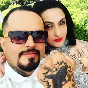 Meet your Posher, Dee